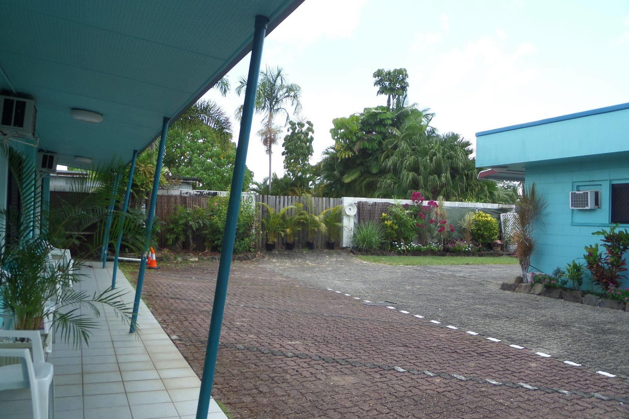 Moondarra Motel อินนิสเฟล ภายนอก รูปภาพ